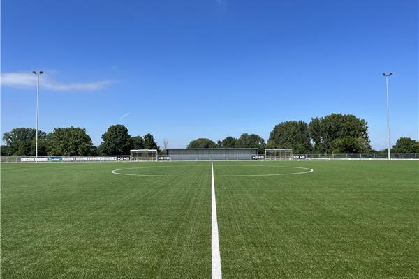 Aanleg kunstgras voetbalveld - Sportinfrabouw NV